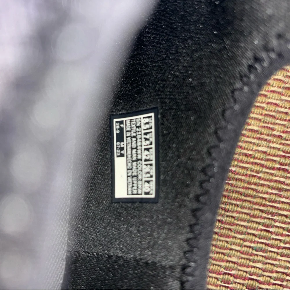 Men’s Sneakers - Picture 5 of 7